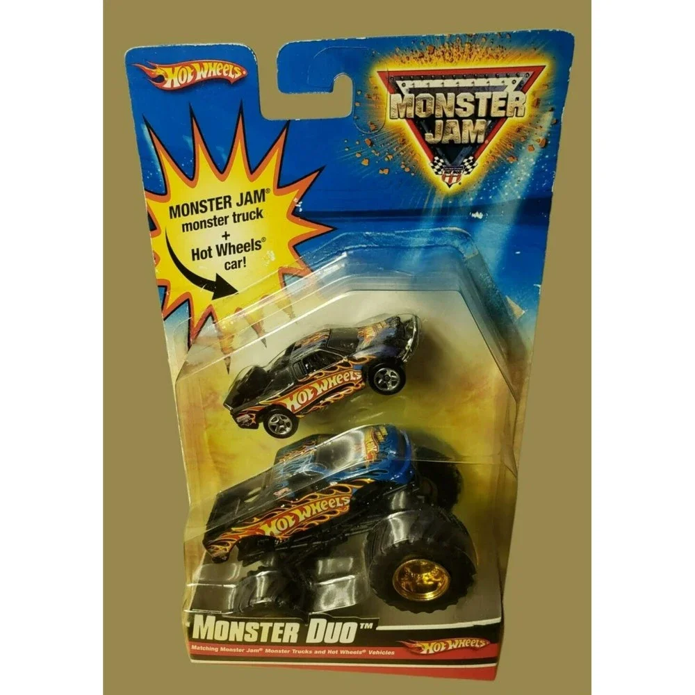 2009 Hot Wheels Monster Jam Matching Monster Truck + Hot wheels Car! Monster Duo